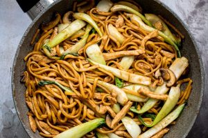 SHANGHAI STYLE FRIED NOODLES